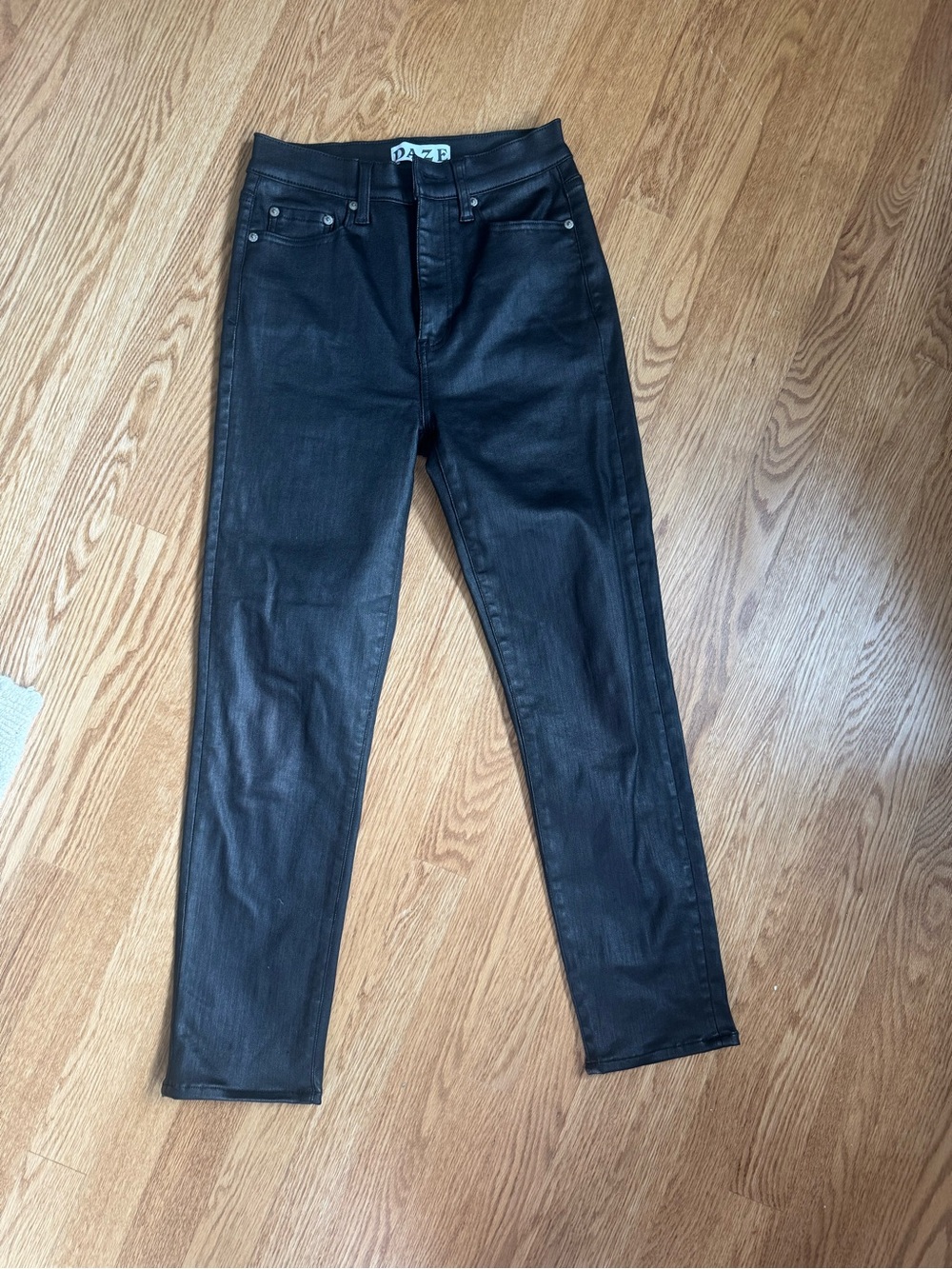 Women’s leather-looking jeans